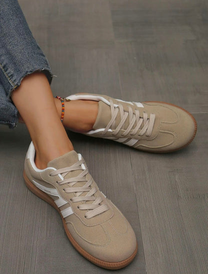 Women's Low Top Casual Sneakers