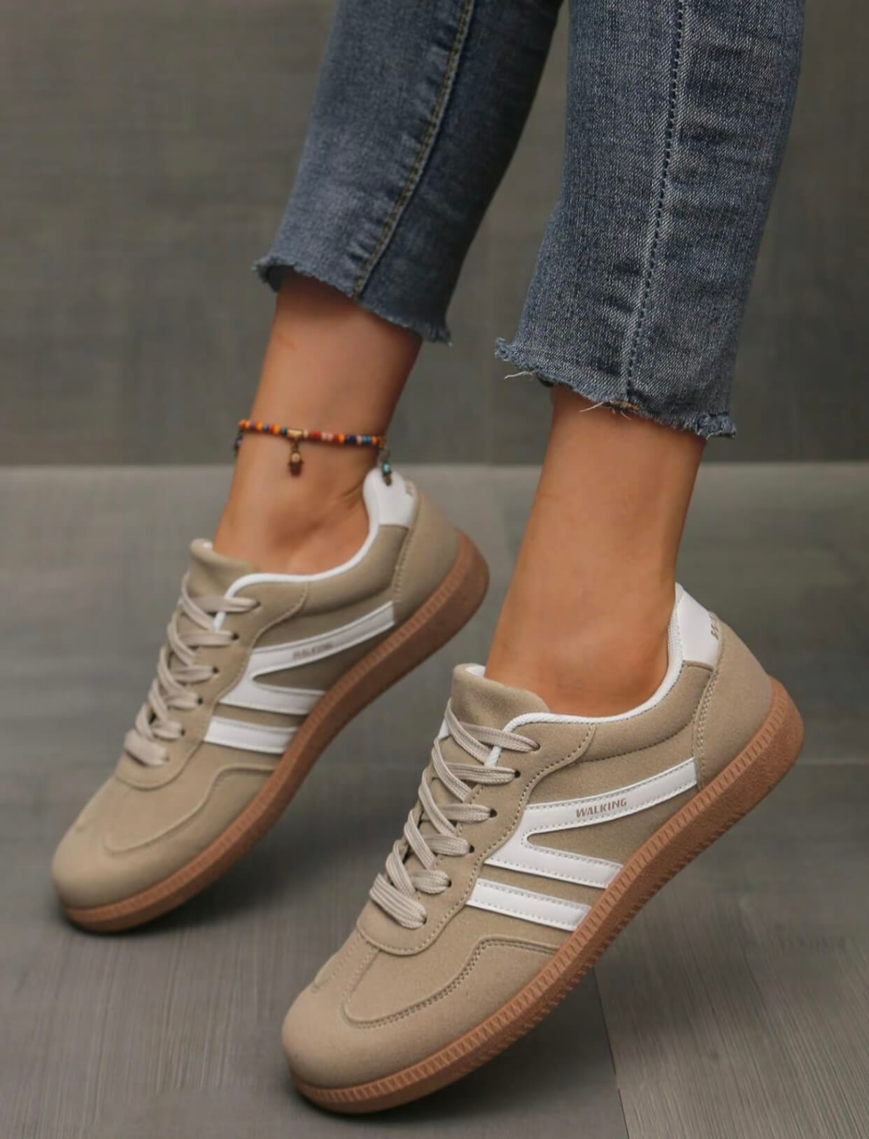 Women's Low Top Casual Sneakers