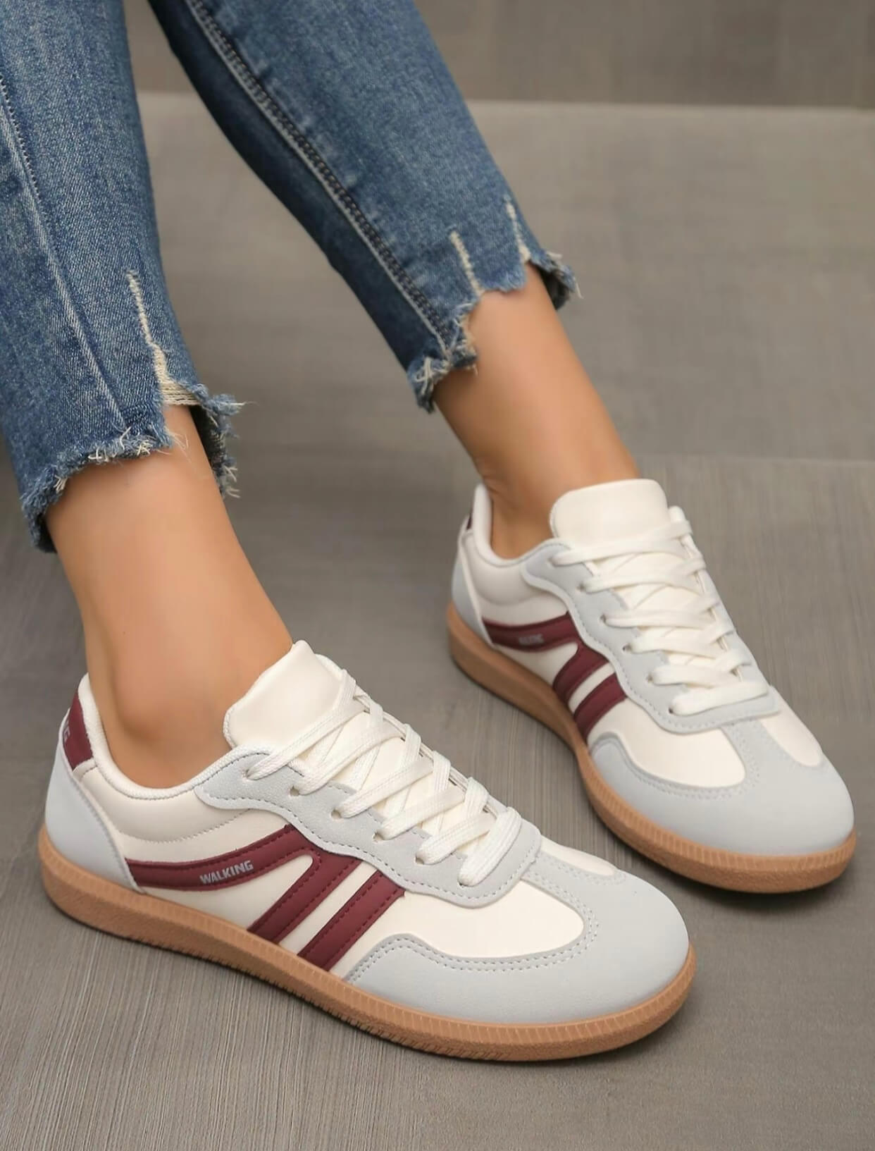 Women's Low Top Casual Sneakers